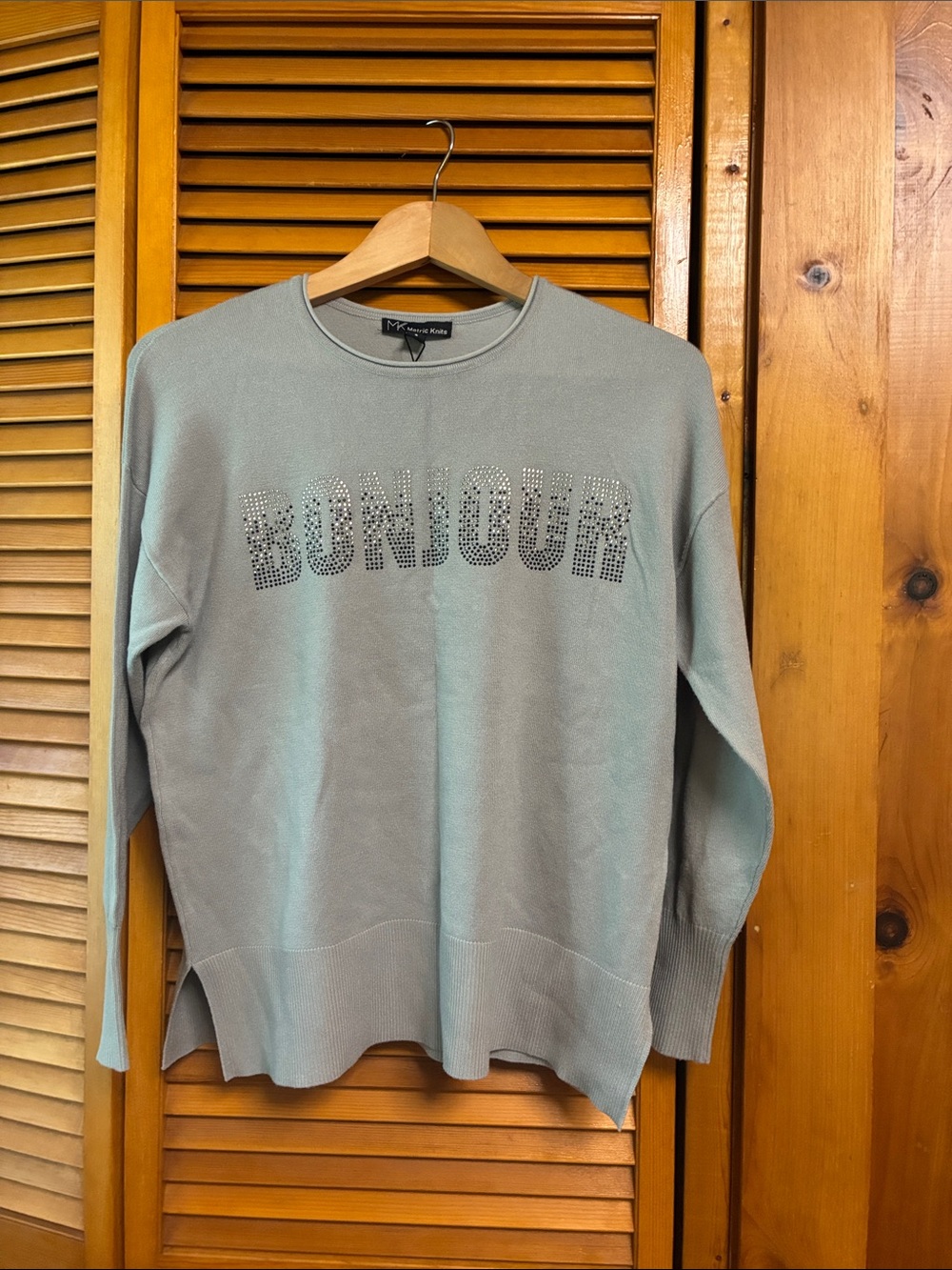 Metric knits grey Crystal 'BONJOUR' Crewneck Sweater length 23” pit to pit 19”